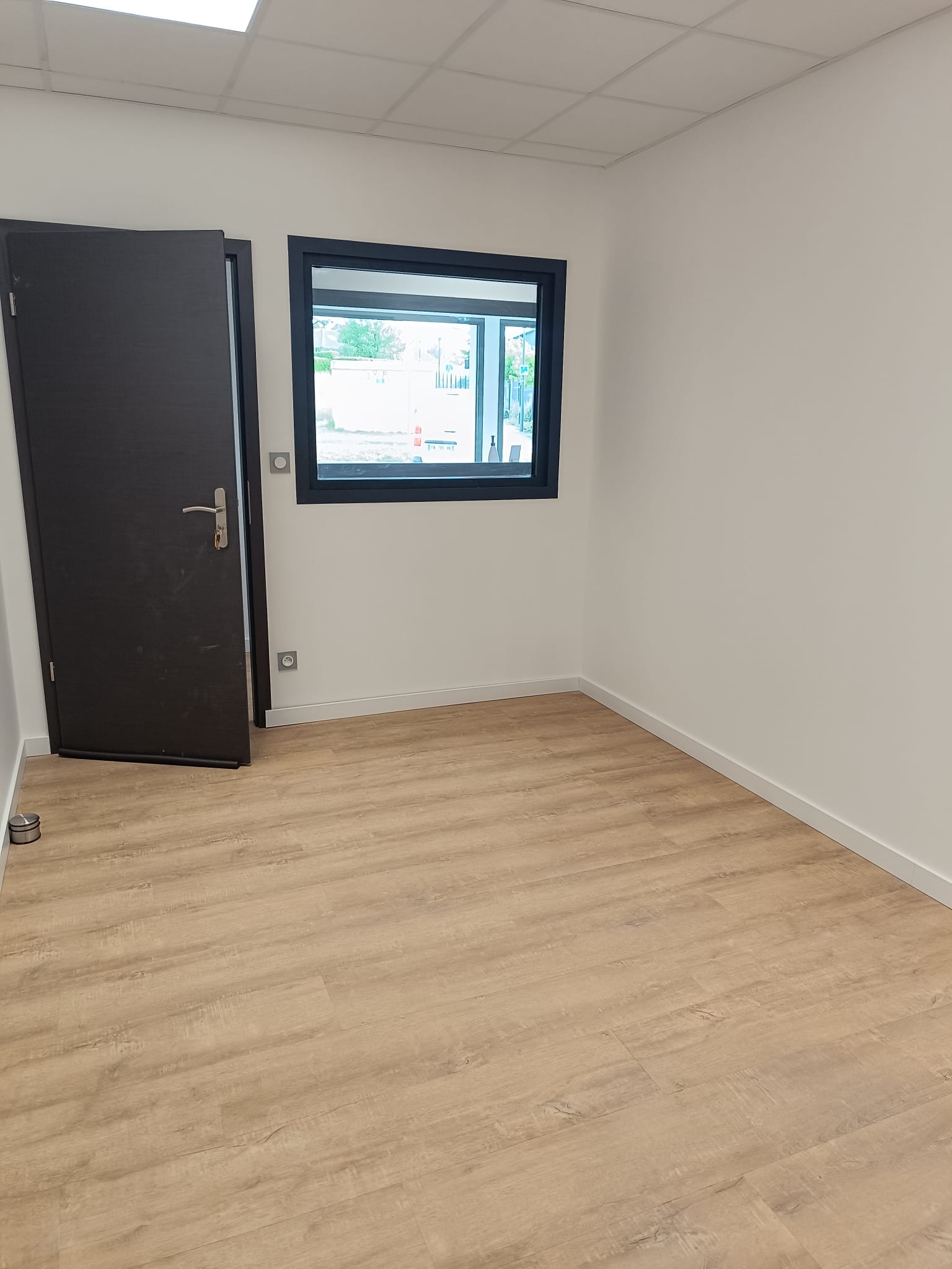 Bureau C, espace lumineux